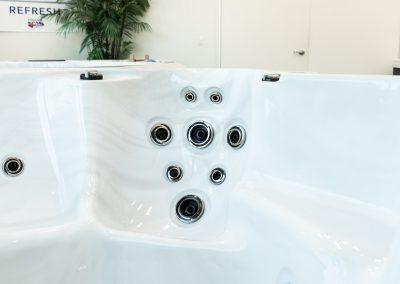 New United Hot Tub Spa by United Spas Mfg