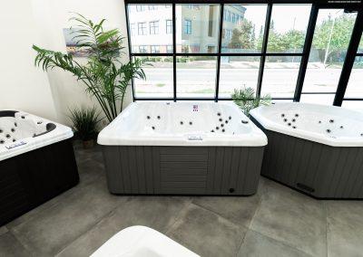 New United Hot Tub Spa by United Spas Mfg