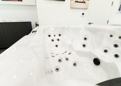 Liberty hot tub spa by United Spas Mfg in Modesto