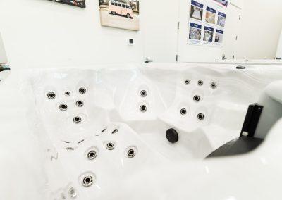 Liberty hot tub spa by United Spas Mfg in Modesto