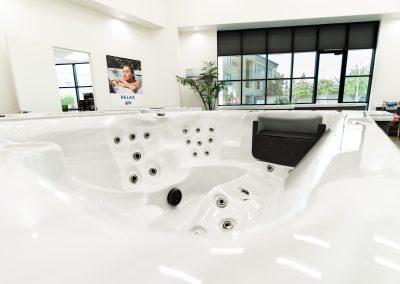 Liberty hot tub spa by United Spas Mfg in Modesto