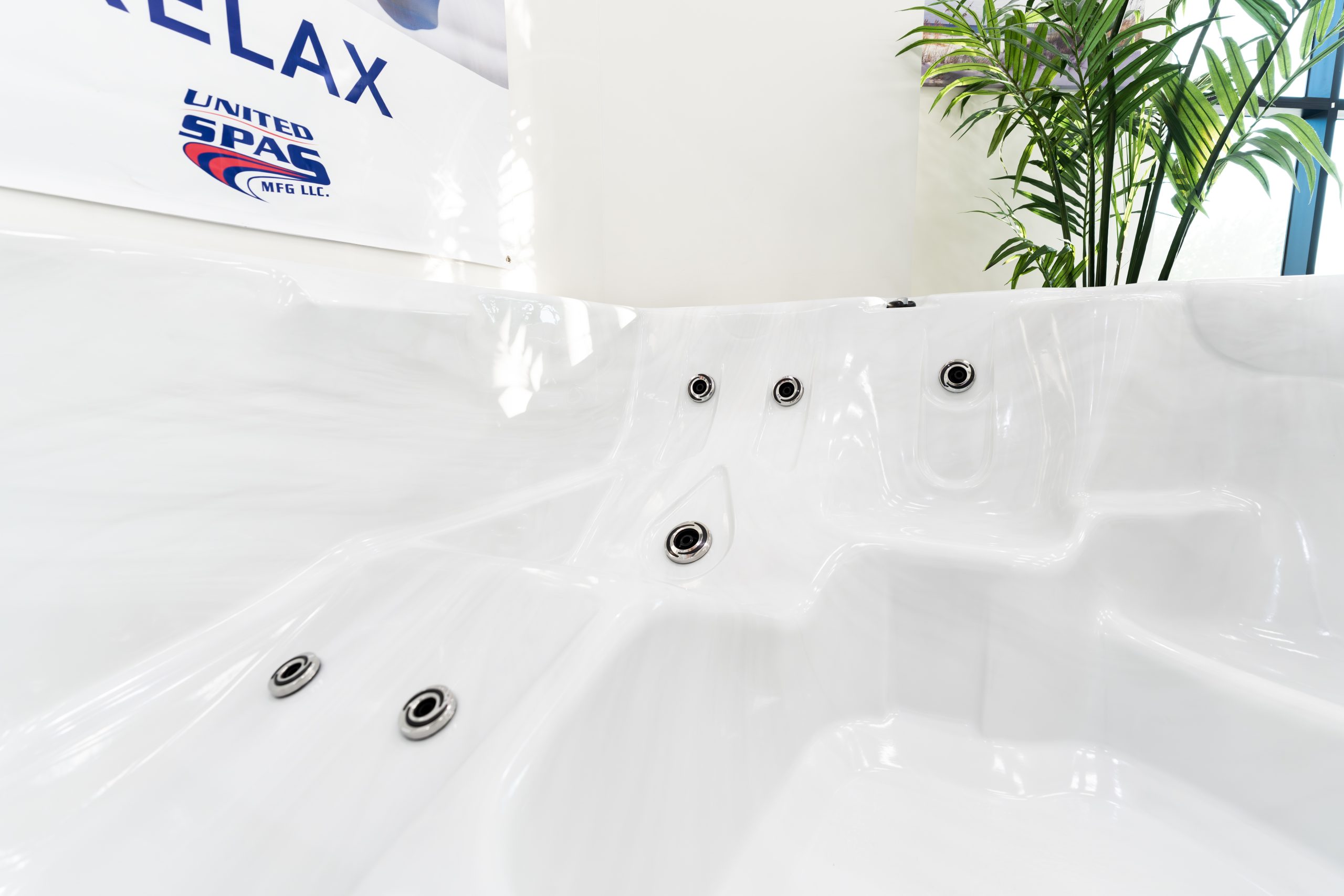 20 Jet Lounge by United Spas Mfg 20 Jet Lounge by United Spas Mfg