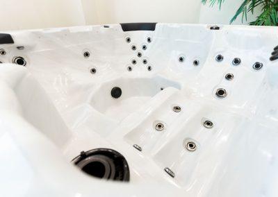 United Spas Mfg - Malibu