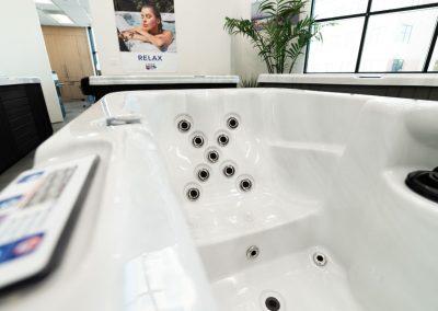 United Spas Mfg - Vegas hot tub spa