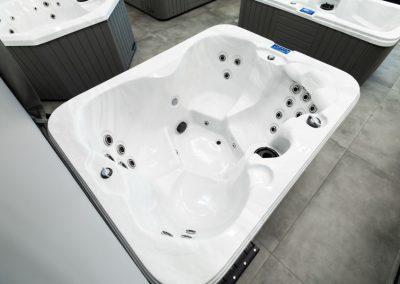 United Spas Mfg - Caliente hot tub spa